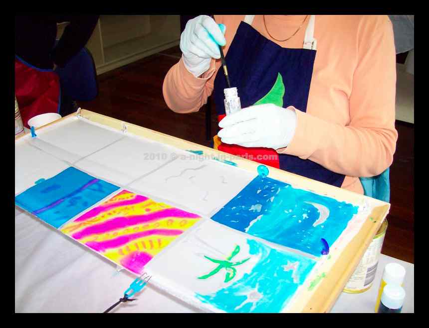 http://how-to-paint-on-silk.com/uploads/images/class-photos/how-to-paint-on-silk-student-painting-samples.jpg