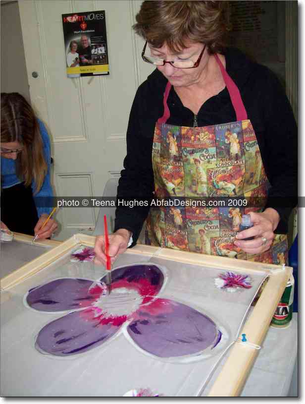 How to Paint on Silk Mastermind Course - student Jan leaning about cold wax